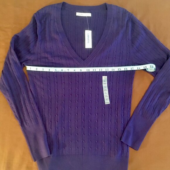 Old Navy Classic Cable Knit V-Neck Pullover Sweater Long Sleeve (Sz Large) - Picture 9 of 11